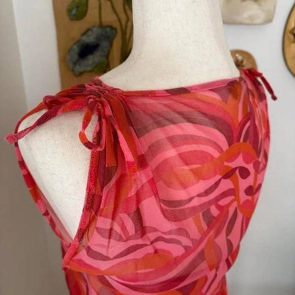 Abstract Ruched Mesh Blouse - Picture 3 of 5